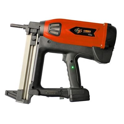Προσαρμοσμένη τάση 100-240V / 50-60Hz Αέριο σκυρόδεμα Nail Gun GCN50 για ταχεία Nailing