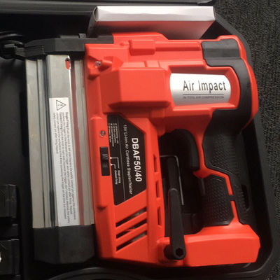 Ανθεκτικός Βιομηχανικός 18V Wood Air Cordless Nailer Κρατά μέχρι και 100 καρφιά με μπαταρία Li