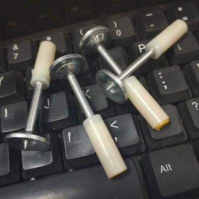 Ενσωματωμένα στερεόστρωμα οροφής στρογγυλό πλυντήριο 32 mm καρφιά οροφής για ασφαλή τοποθέτηση